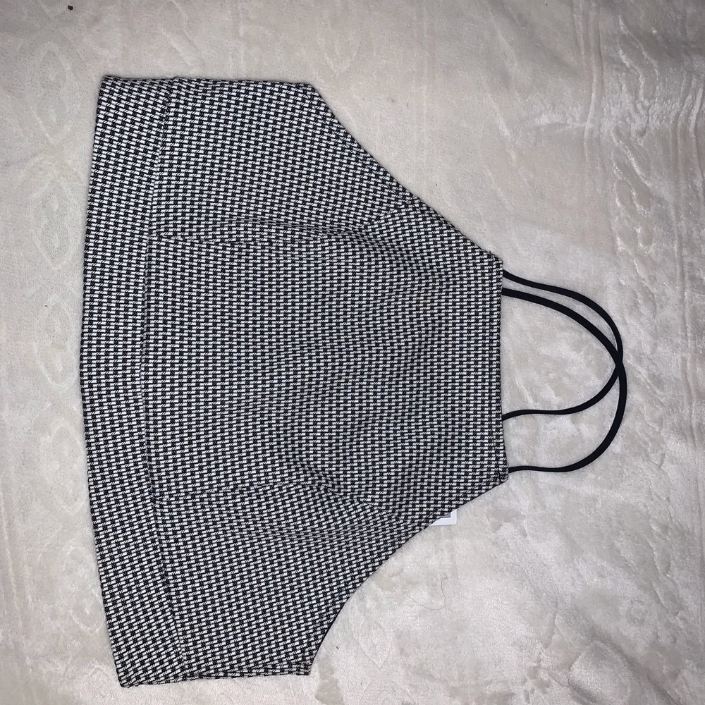 Halter Top - Picture 3 of 6